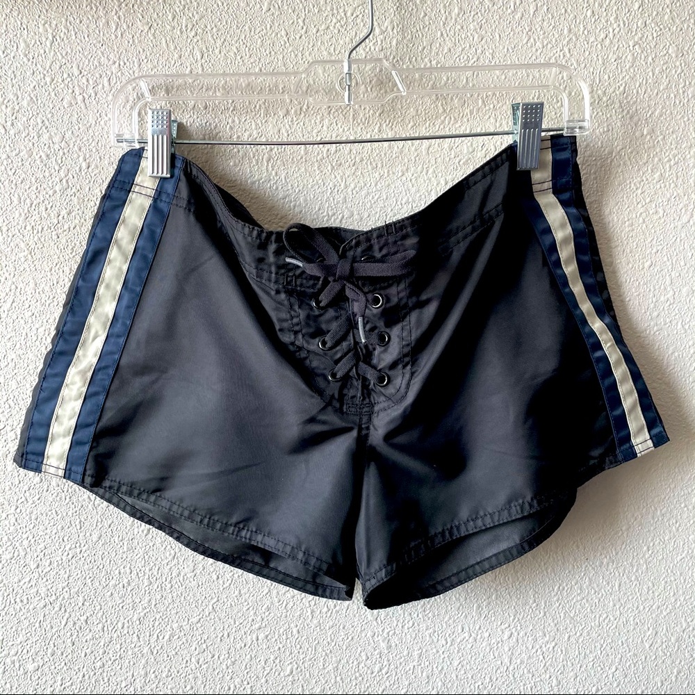 Roxy x Cynthia Rowley Woman’s Black Boardshorts 29